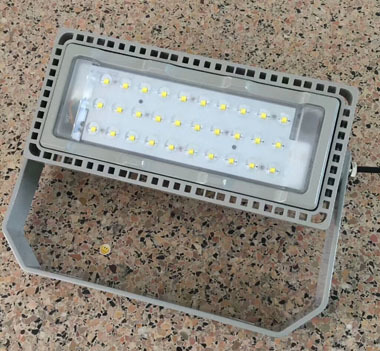 LED投光灯具KRS5029B产品的资料